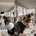 Accademici e ospiti a tavola